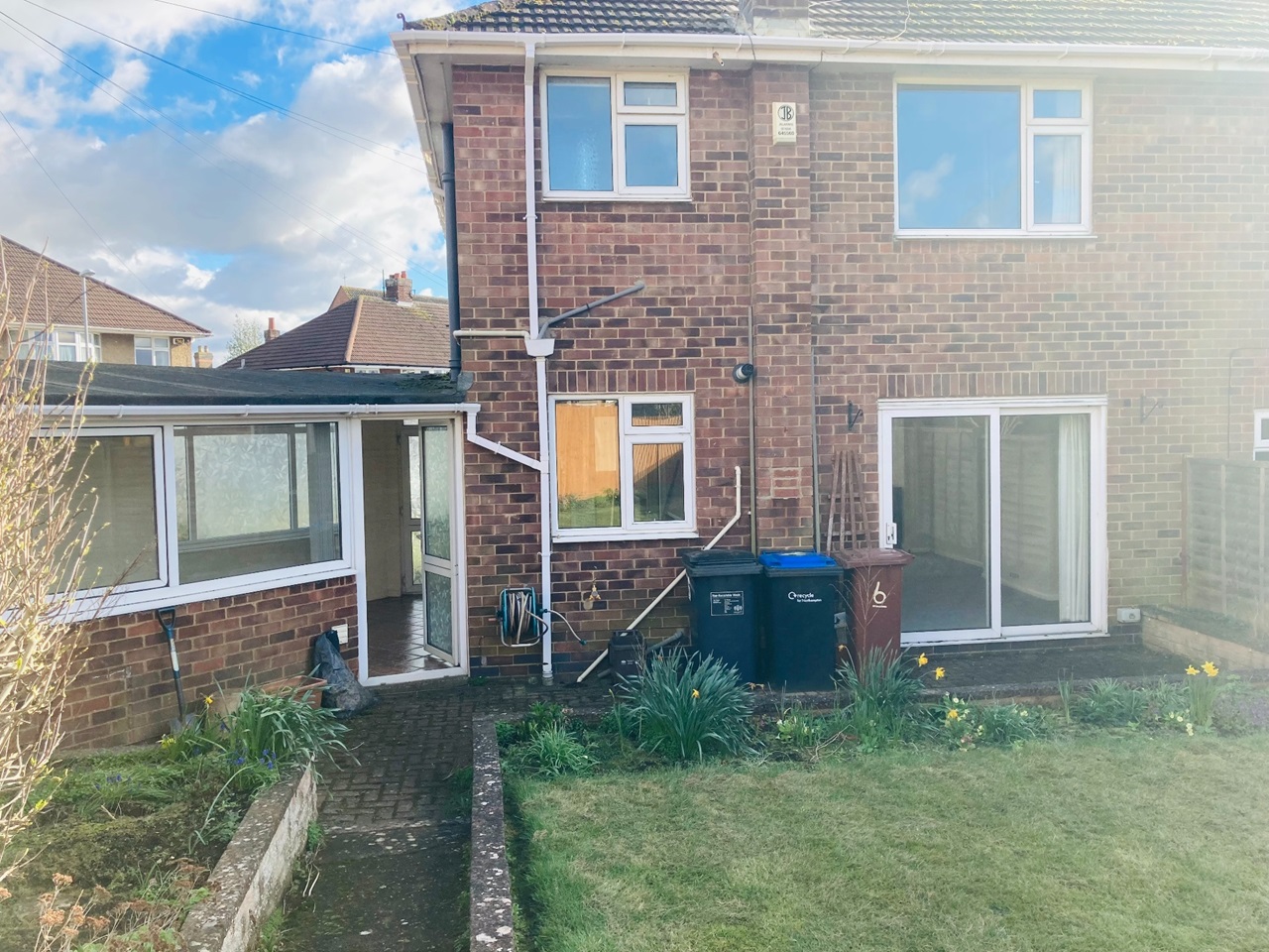 Northampton 3 Bed SemiDetached House, Thornby Drive, NN2 To Rent