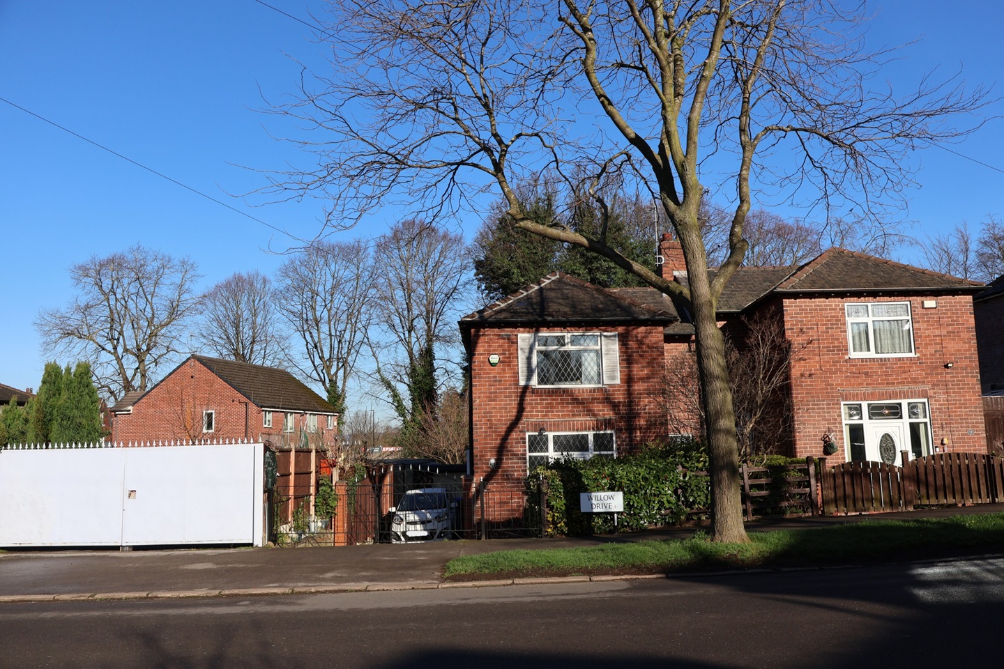 2 Bed Semi-Detached House, Willow Drive, S9 photo 3