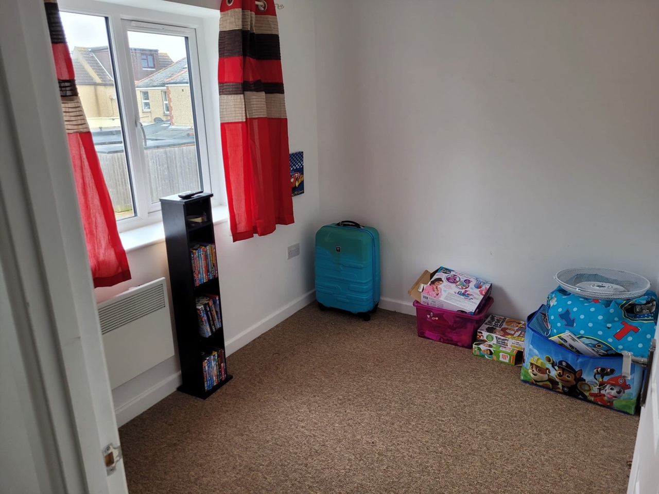 Gosport 2 Bed Flat, Morris Court, PO12 To Rent Now for £825.00 p/m