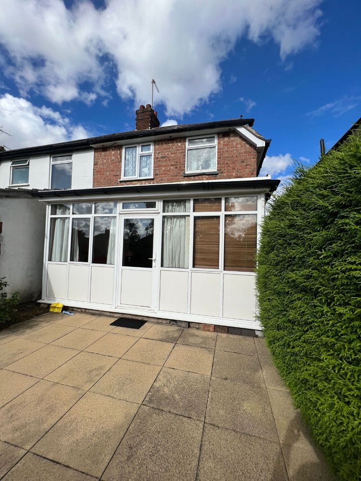 Leicester 2 Bed SemiDetached House, Rockley Road, LE4 To Rent Now