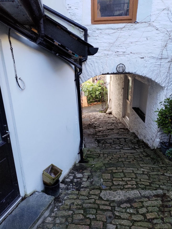 Calstock 2 Bed Flat, Fore Street, PL18 To Rent Now for £900.00 p/m