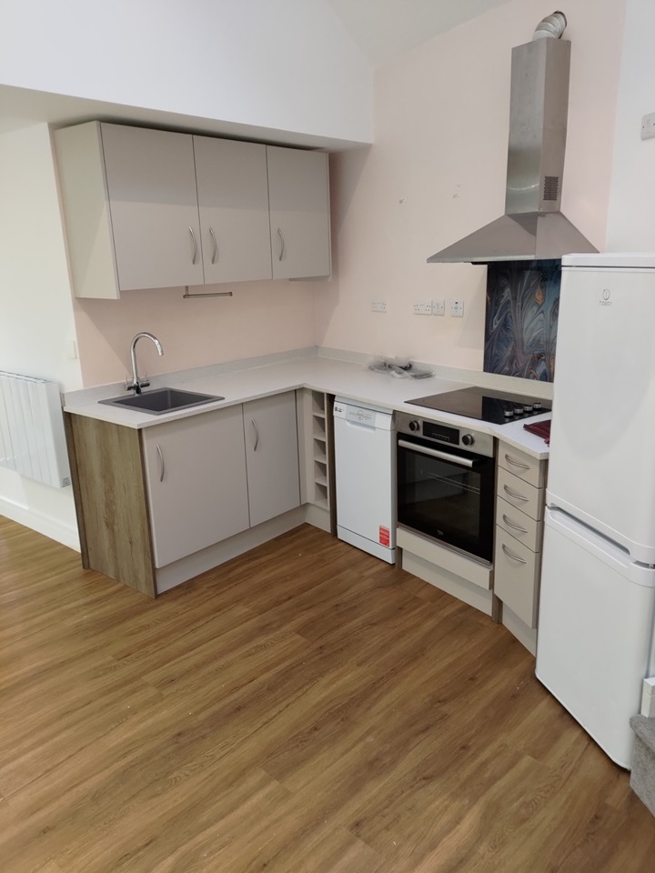 Calstock 2 Bed Flat, Fore Street, PL18 To Rent Now for £900.00 p/m