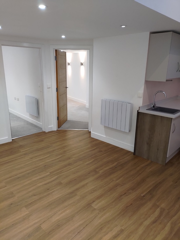 Calstock 2 Bed Flat, Fore Street, PL18 To Rent Now for £900.00 p/m