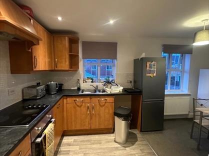 Room in a Shared House, Evans Court, DN3