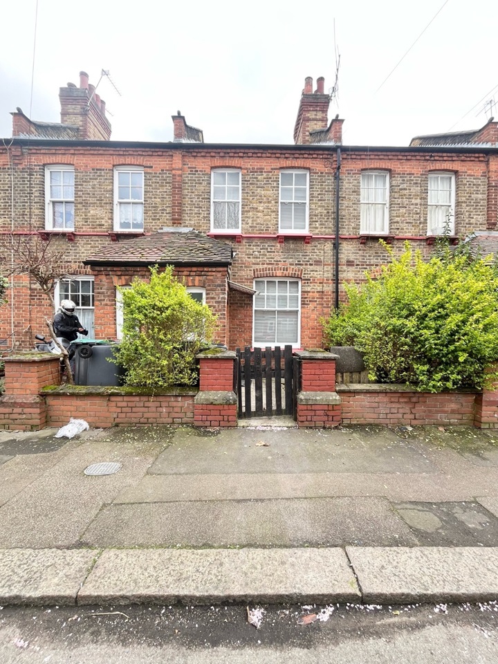 London 2 Bed Terraced House, Moselle Avenue, N22 To Rent Now for £