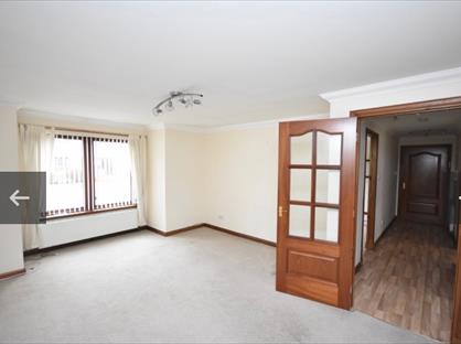 2 Bed Flat, Goldcrest Court, ML2