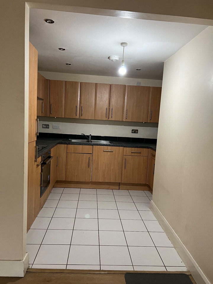 Ilford 2 Bed Flat, Gilford House, IG1 To Rent Now for £1,650.00 p/m