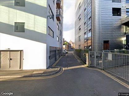 3 Bed Flat, Connect House, M4