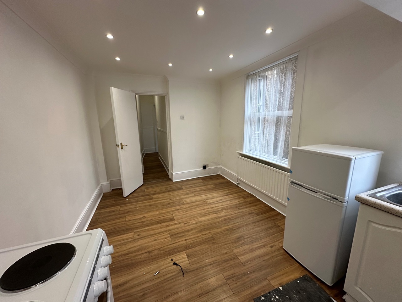 London 1 Bed Flat, Woolwich Road, SE7 To Rent Now for £1,400.00 p/m