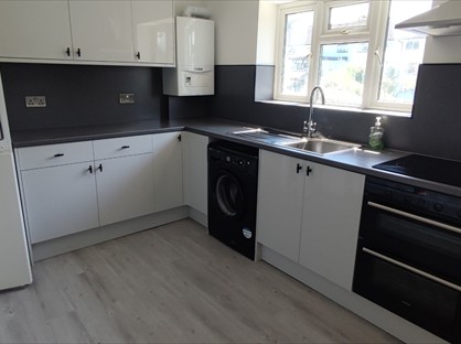 1 Bed Flat, Gateshead Road, WD6