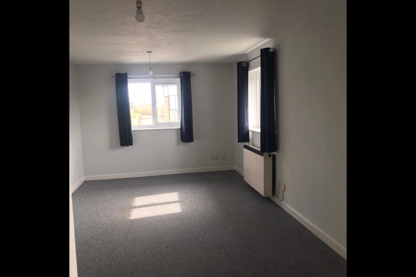 Dartford 1 Bed Flat, Redwood Court, DA1 To Rent Now for £1,100.00 p/m