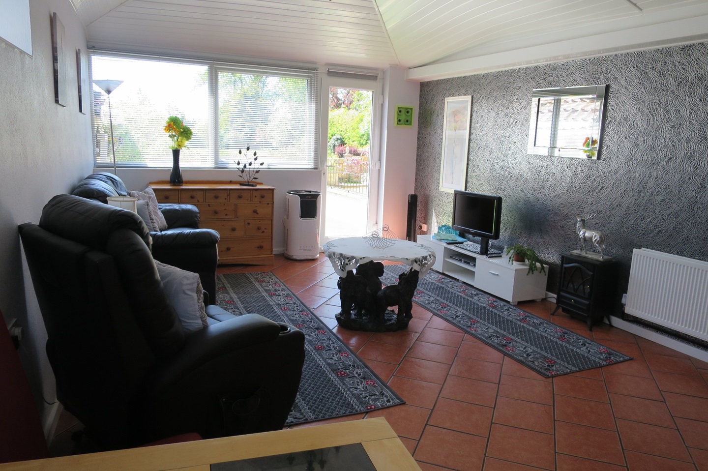 Lowestoft 1 Bed Bungalow, Pakefield Hall, NR33 To Rent Now for £695