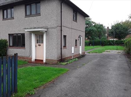 3 Bed Semi-Detached House, Simon Close, DN22