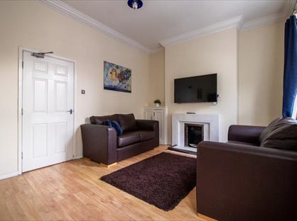 4 Bed Maisonette, Westgate Road, NE4