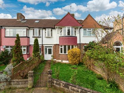 3 Bed Terraced House, Ashridge Way, SM4