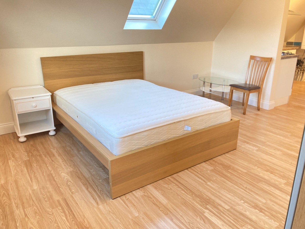 Ealing Broadway East Studio Flat, Ealing Broadway East, W5 To Rent