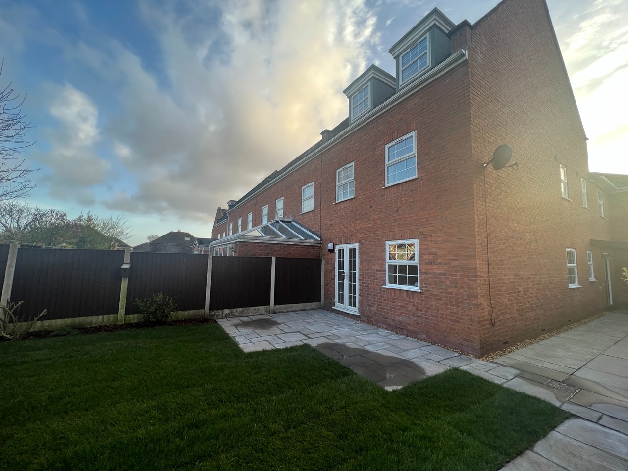 Great Sankey, Warrington 4 Bed Terraced House, Lingley Court, WA5