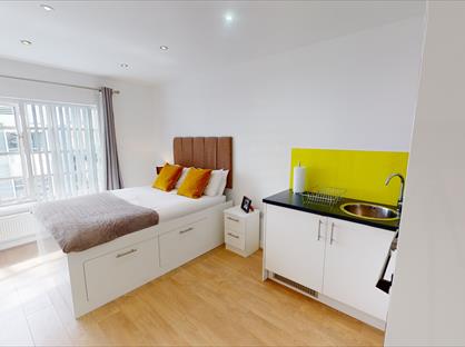 Studio Flat, Studio 3, L1