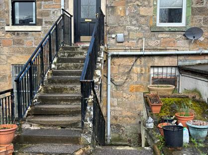 1 Bed Flat, Clarkston Road, G44