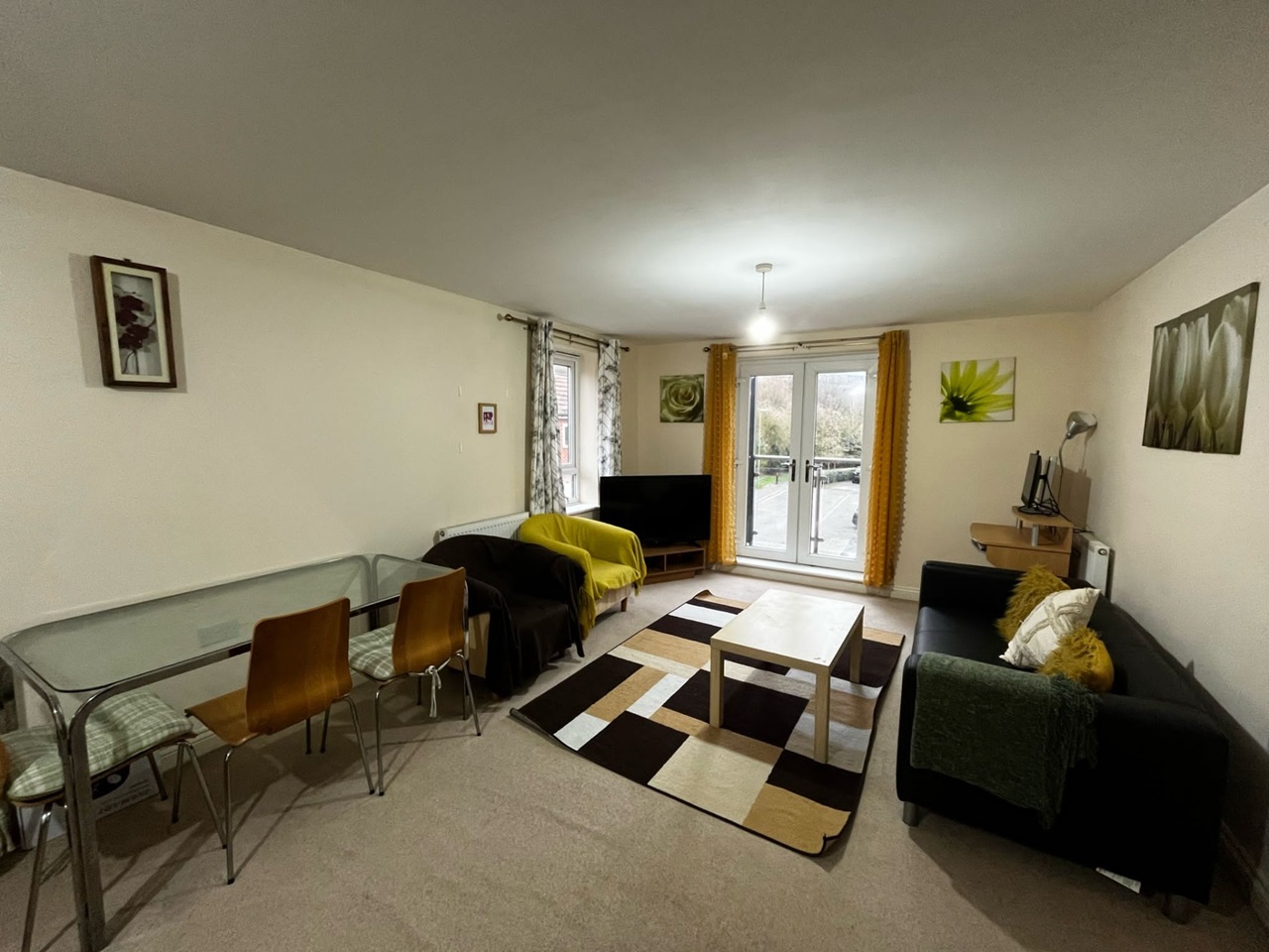 Basingstoke 2 Bed Flat, Sinclair Drive, RG21 To Rent Now for £1,300