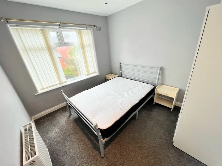 London Room in a Shared House, Chatsworth Road, W5 To Rent Now for