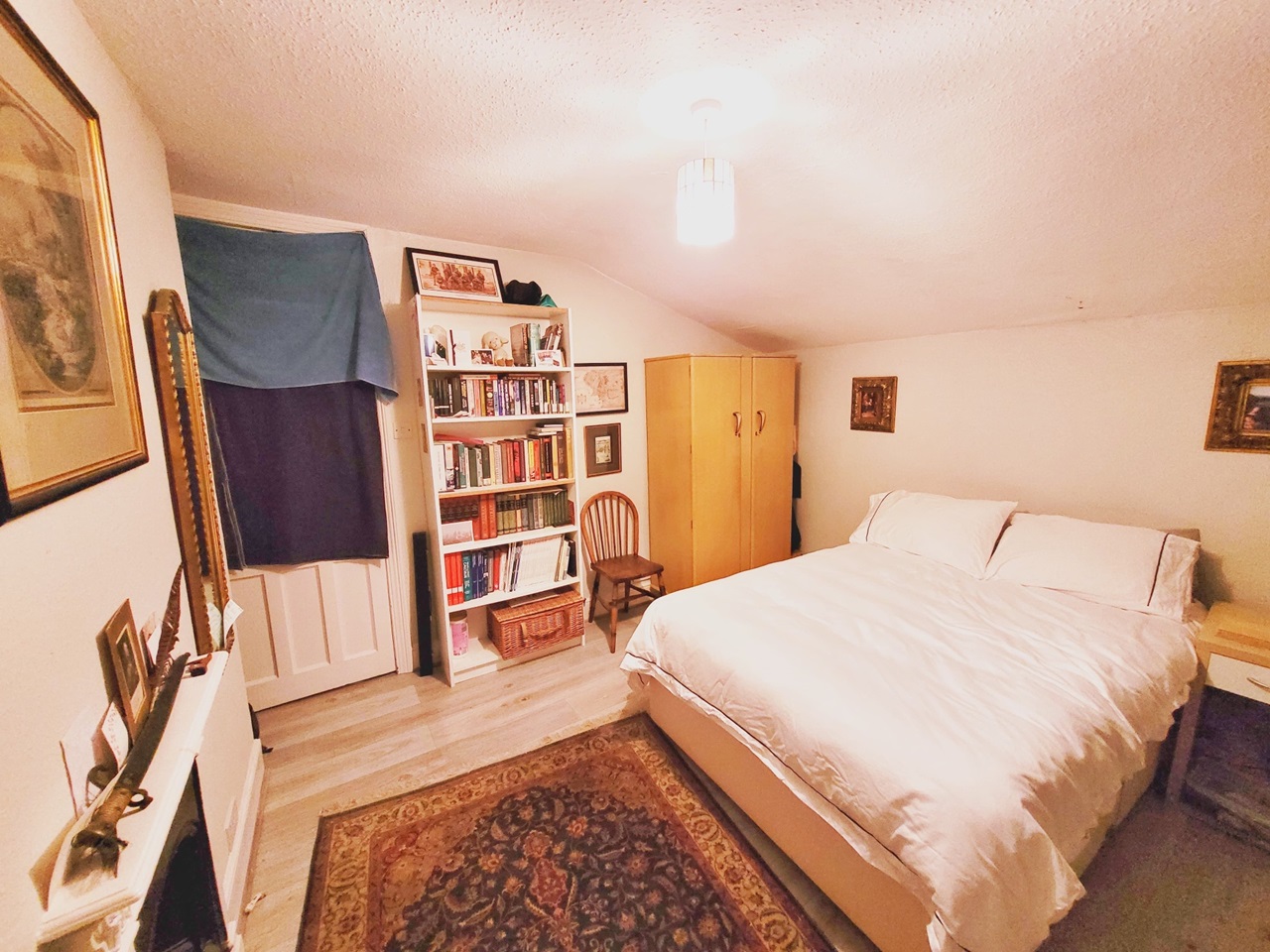 London Room in a Shared Flat, Ennismore Avenue, W4 To Rent Now for