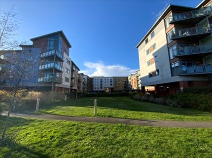 2 Bed Flat, Kent, ME16