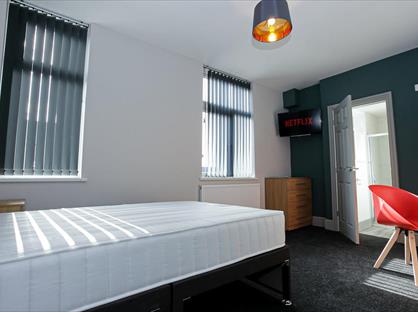 Room in a Shared House, Tootal Road, M5