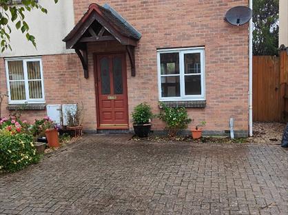 2 Bed Terraced House, Charlock Close, BS22