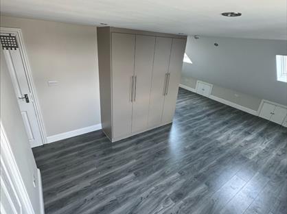 Studio Flat, Sutton Road, TW5