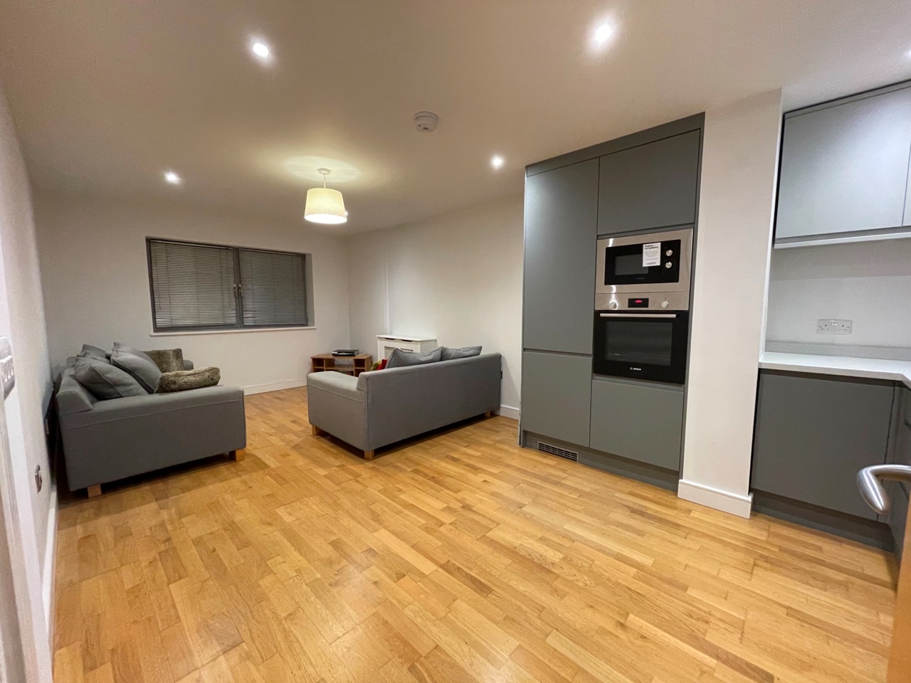 2 Bed Flat, Thomas Court, BS1