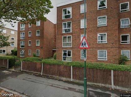 2 Bed Flat, St. James Road, SM1