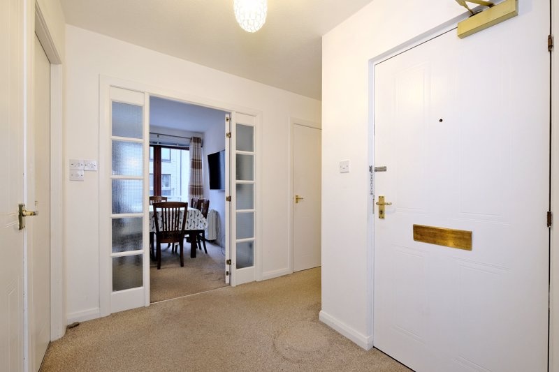 Aberdeen 3 Bed Flat, Strawberry Bank Parade, AB11 To Rent Now for £