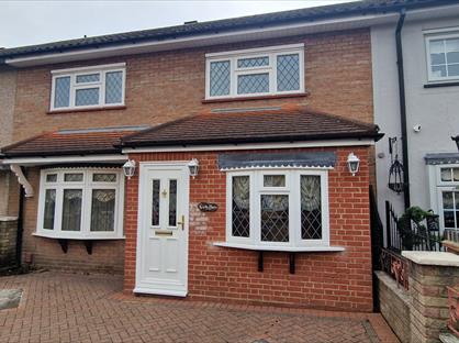 3 Bed Terraced House, Harlow Road, RM13