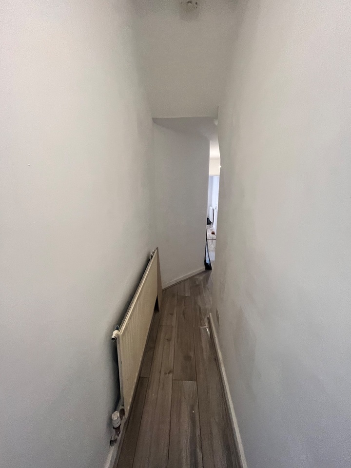 London 2 Bed Flat, Burns Road, NW10 To Rent Now for £2,050.00 p/m