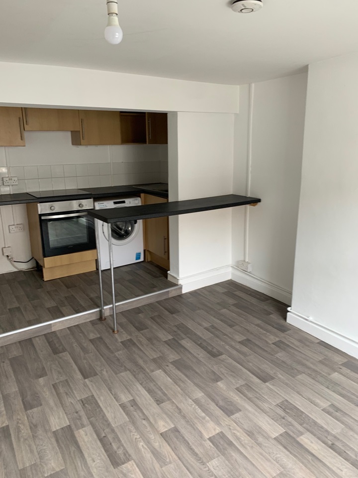 Maidstone 1 Bed Flat, Boxley Road, ME14 To Rent Now for £855.00 p/m