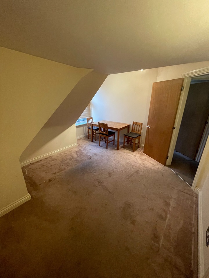 Southampton 1 Bed Flat, Thornbury Avenue, SO15 To Rent Now for £950