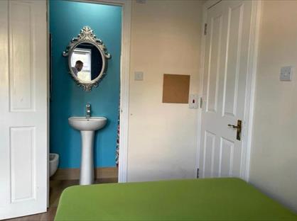 Room in a Shared House, Barnsdale Avenue, E14