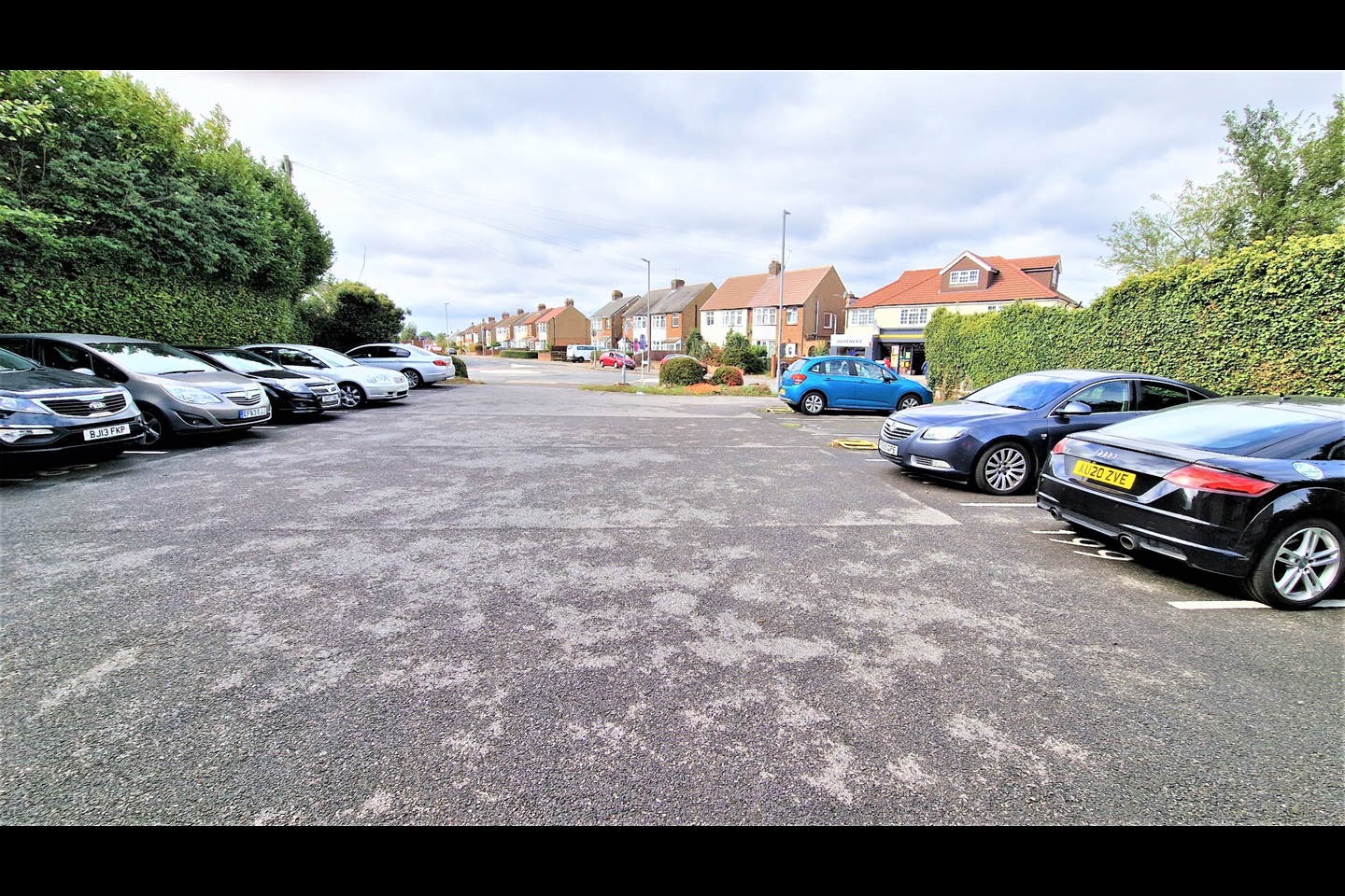 Luton Studio Flat, Ashcroft Road, LU2 To Rent Now for £925.00 p/m