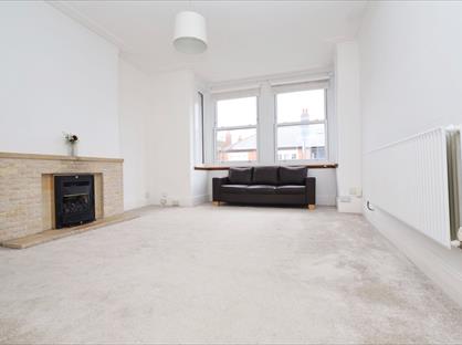 2 Bed Flat, Wanstead Park, E12