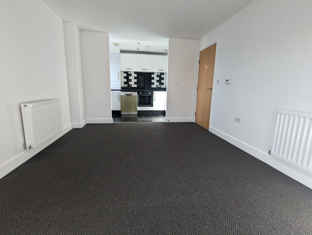 Elstree, Borehamwood 2 Bed Flat, Grade Close, WD6 To Rent Now for £