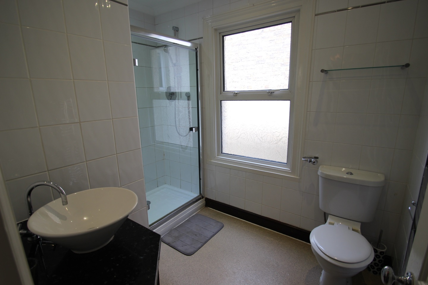 Maidstone Room in a Shared House, Muir Road, ME15 To Rent Now for £