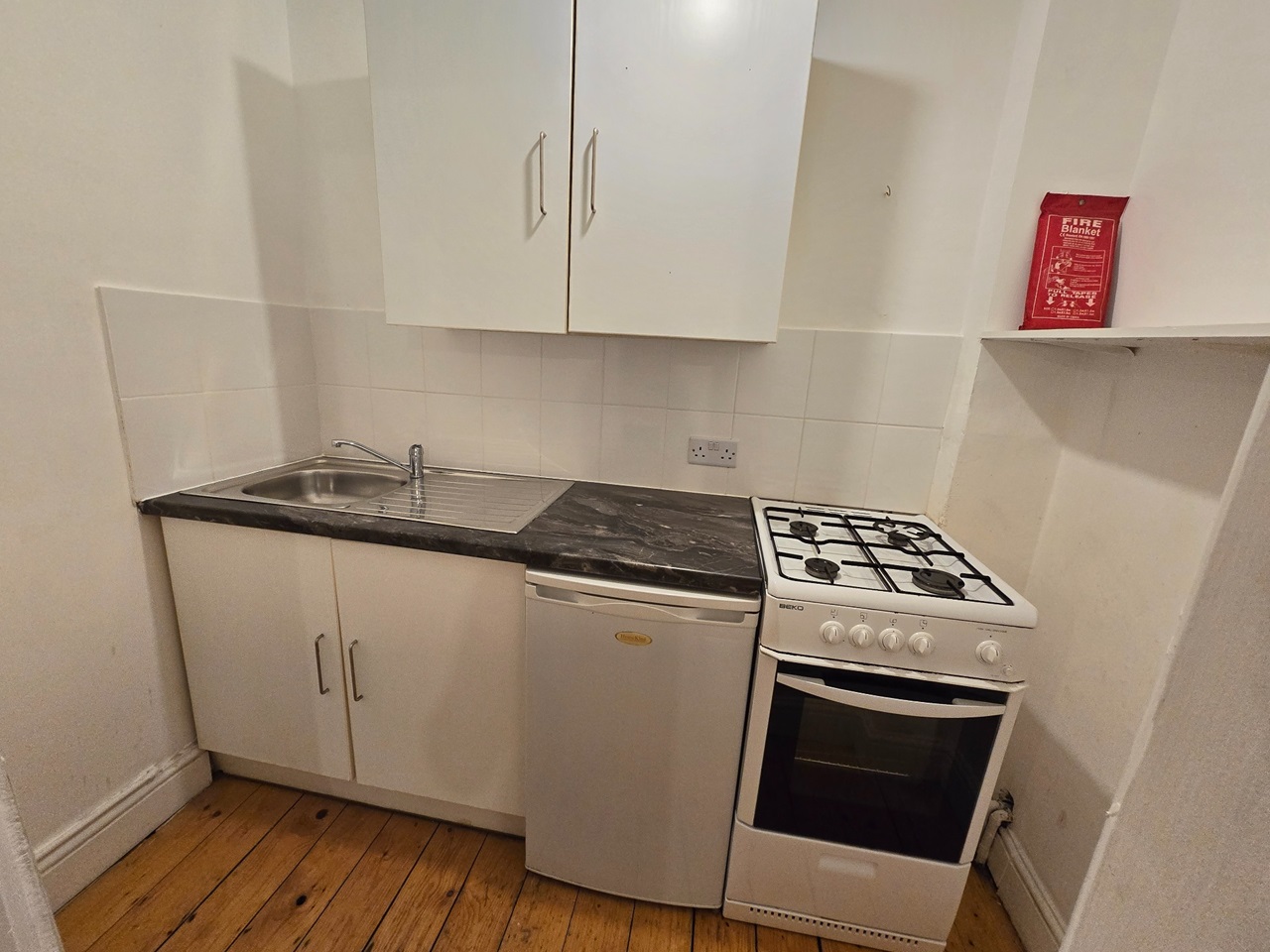 London Studio Flat, Hornsey Lane Gardens, N6 To Rent Now for £1,200