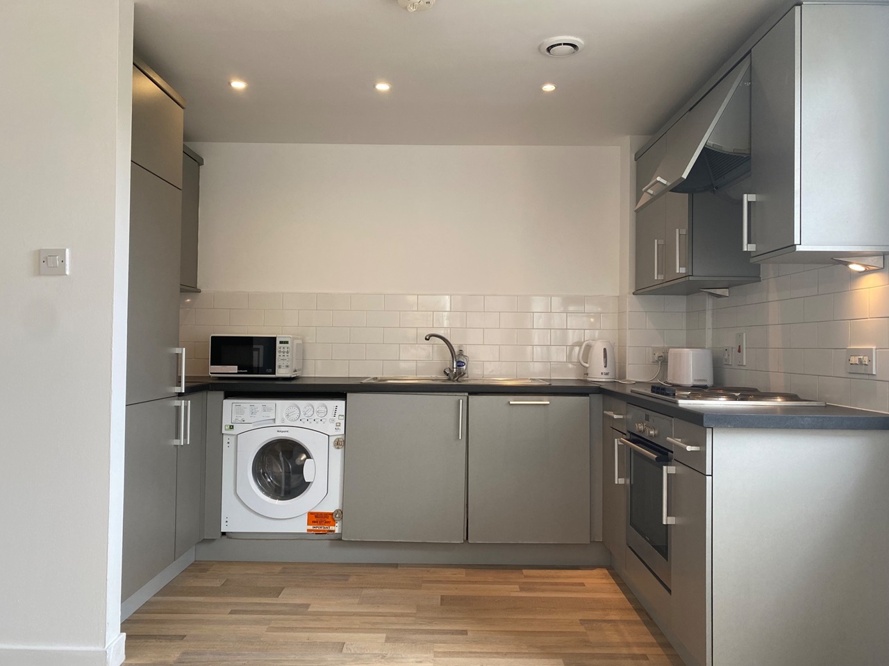 Glasgow 1 Bed Flat, Sauchiehall Street, G2 To Rent Now for £1,095.