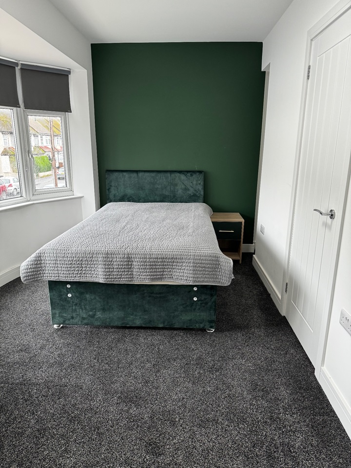 Gillingham Room in a Shared House, Castlemaine Avenue, ME7 To Rent