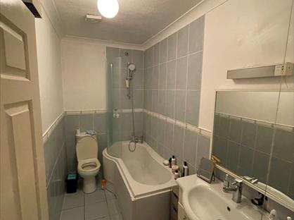 1 Bed Flat, Worthing G Road, PO5