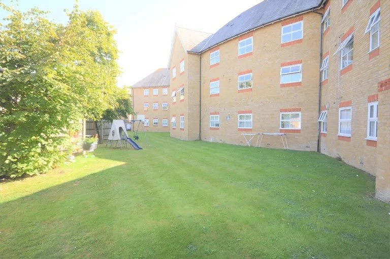 Wembley 1 Bed Flat, Chamberlayne Avenue, HA9 To Rent Now for £1,450