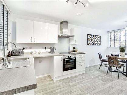 2 Bed Maisonette, Princess Mary Avenue, ME4