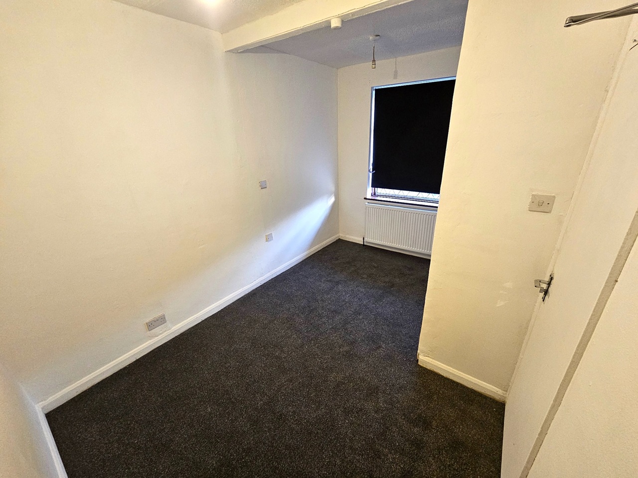 Chadwell Heath Room in a Shared House, Chadwell Heath, RM6 To Rent
