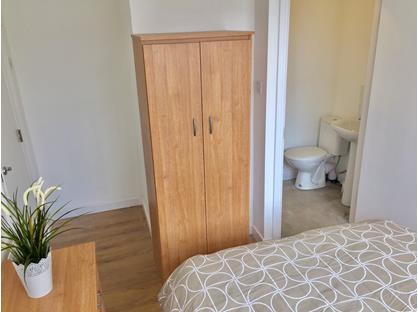 Room in a Shared House, Rathbone Road, L15